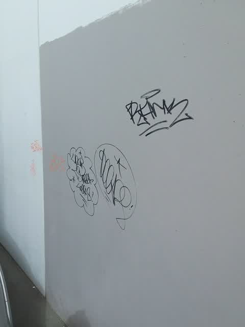 Graffiti, a report photo