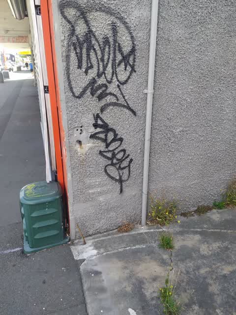 Graffiti, a report photo