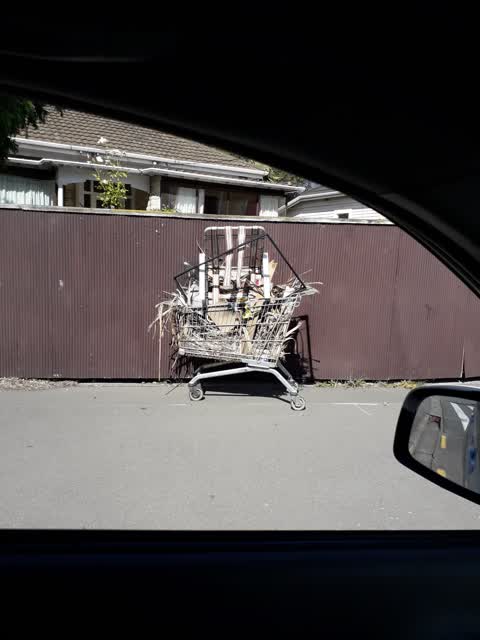 Rubbish/Recycling, a report photo