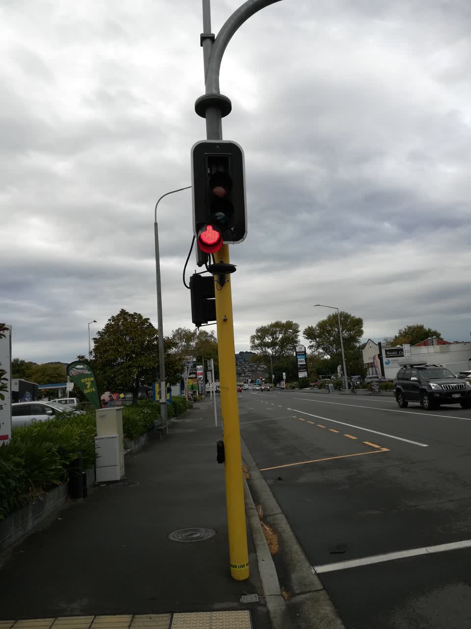 The photograph attached to this street light outage report