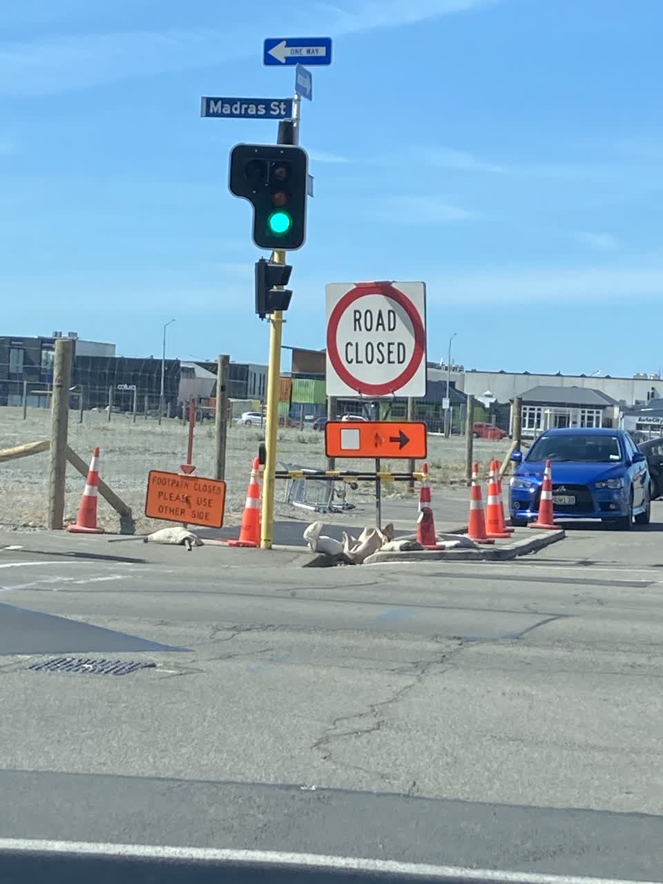 The photograph attached to this roading/streets report