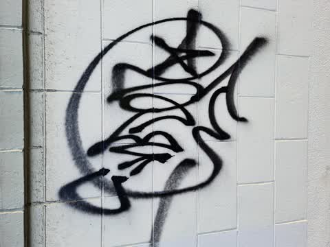 Graffiti, a report photo