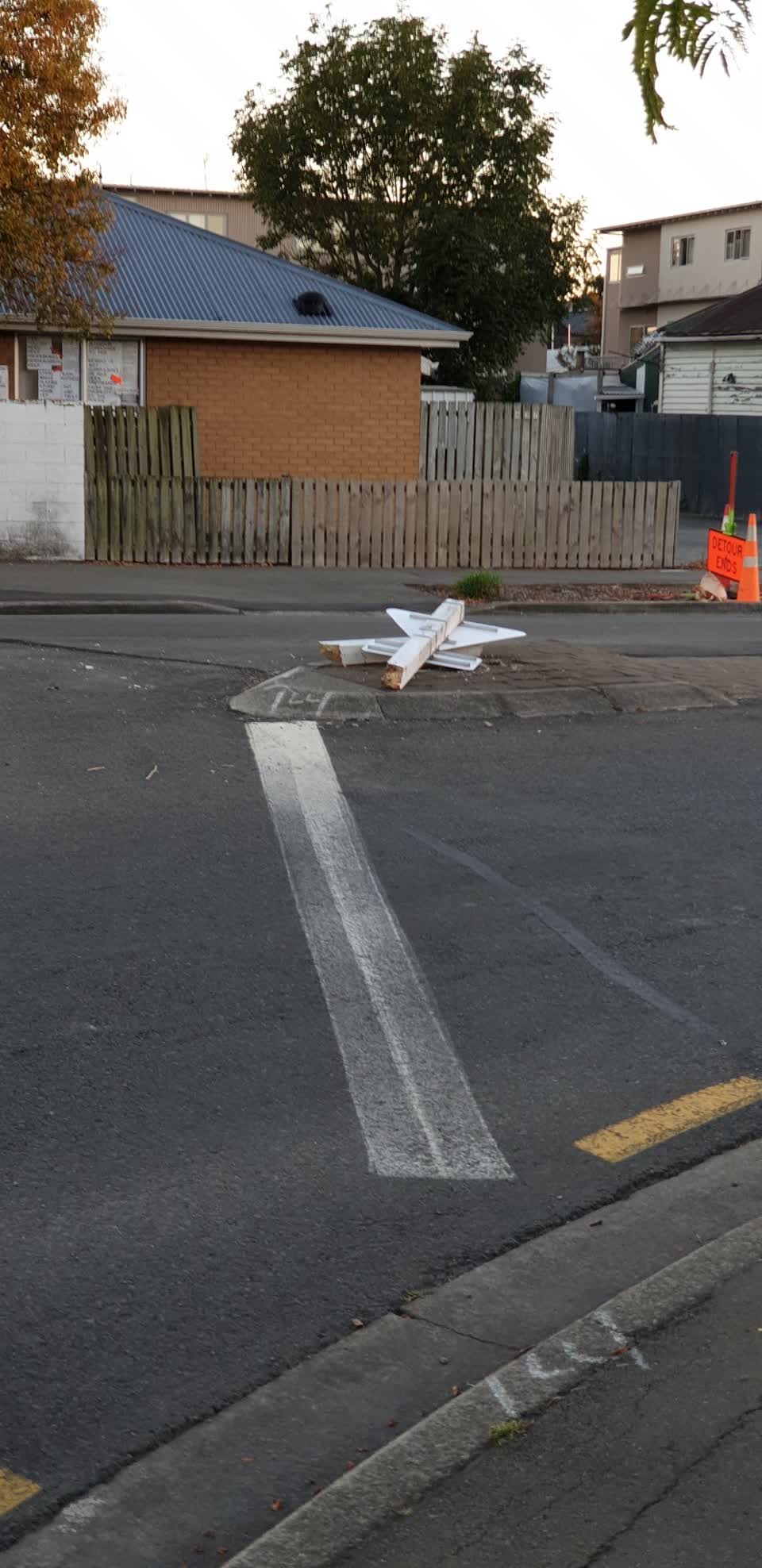 The photograph attached to this roading/streets report