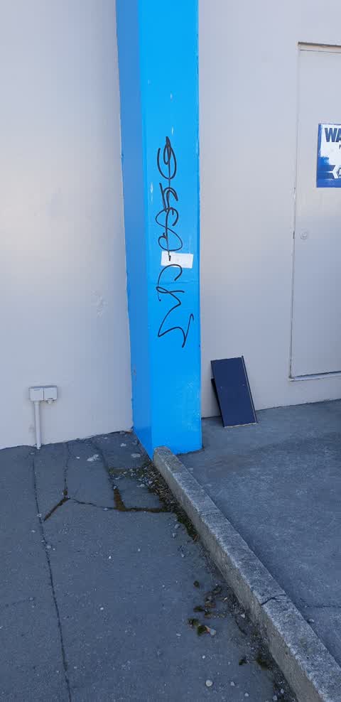 Graffiti — a report photo