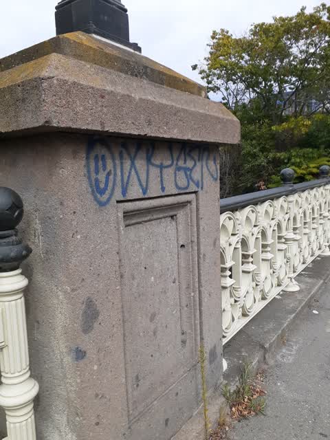 Graffiti, a report photo