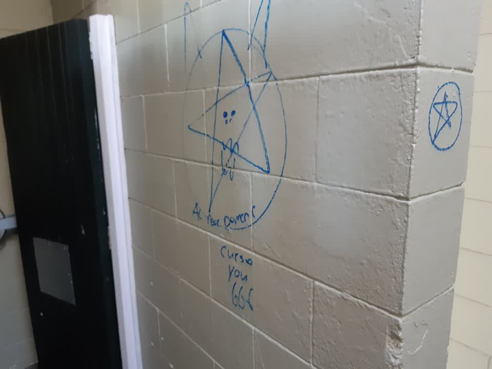 The photograph attached to this graffiti report