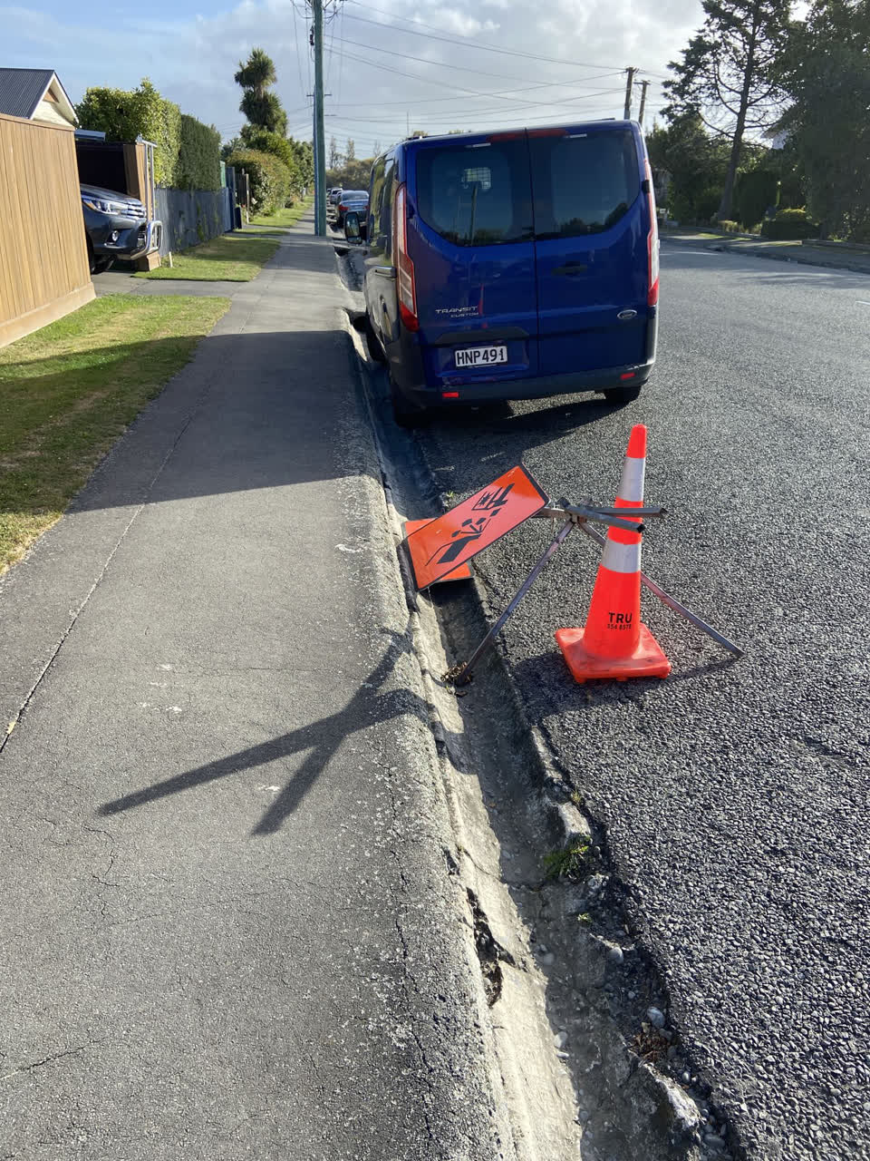 The photograph attached to this roading/streets report