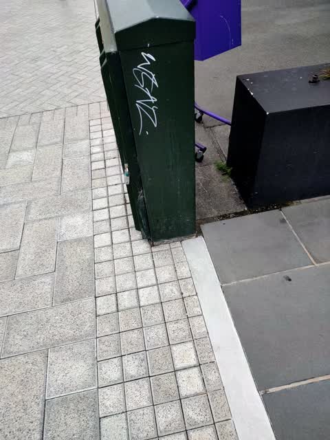 Graffiti, a report photo