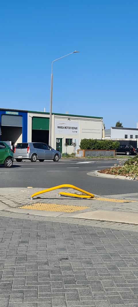 Roading/Streets, a report photo