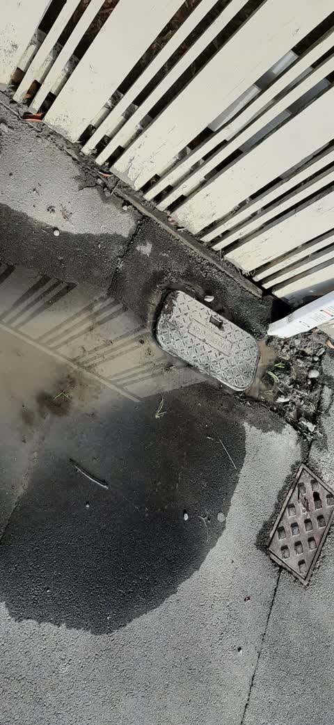 Water Leak, a report photo