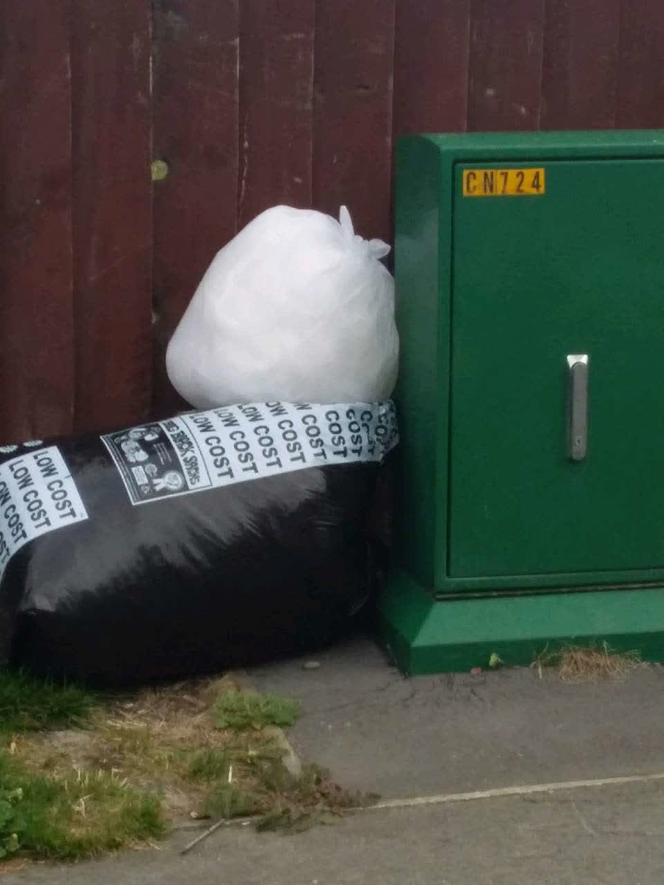 The photograph attached to this rubbish/recycling report