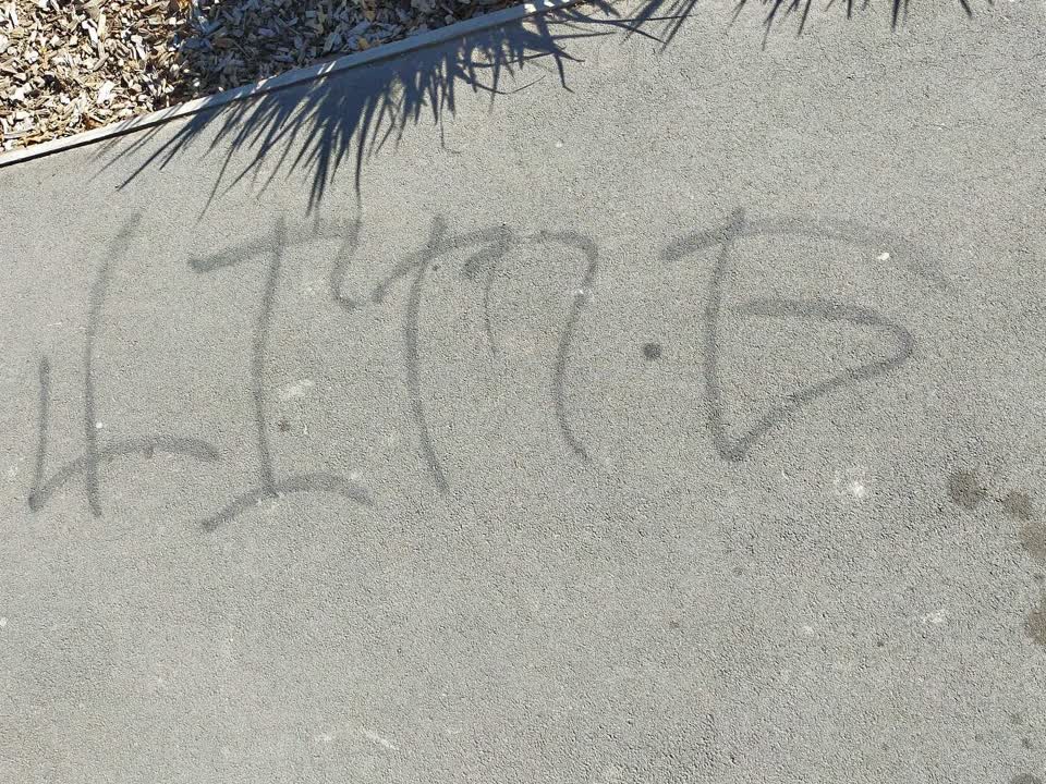 The photograph attached to this graffiti report