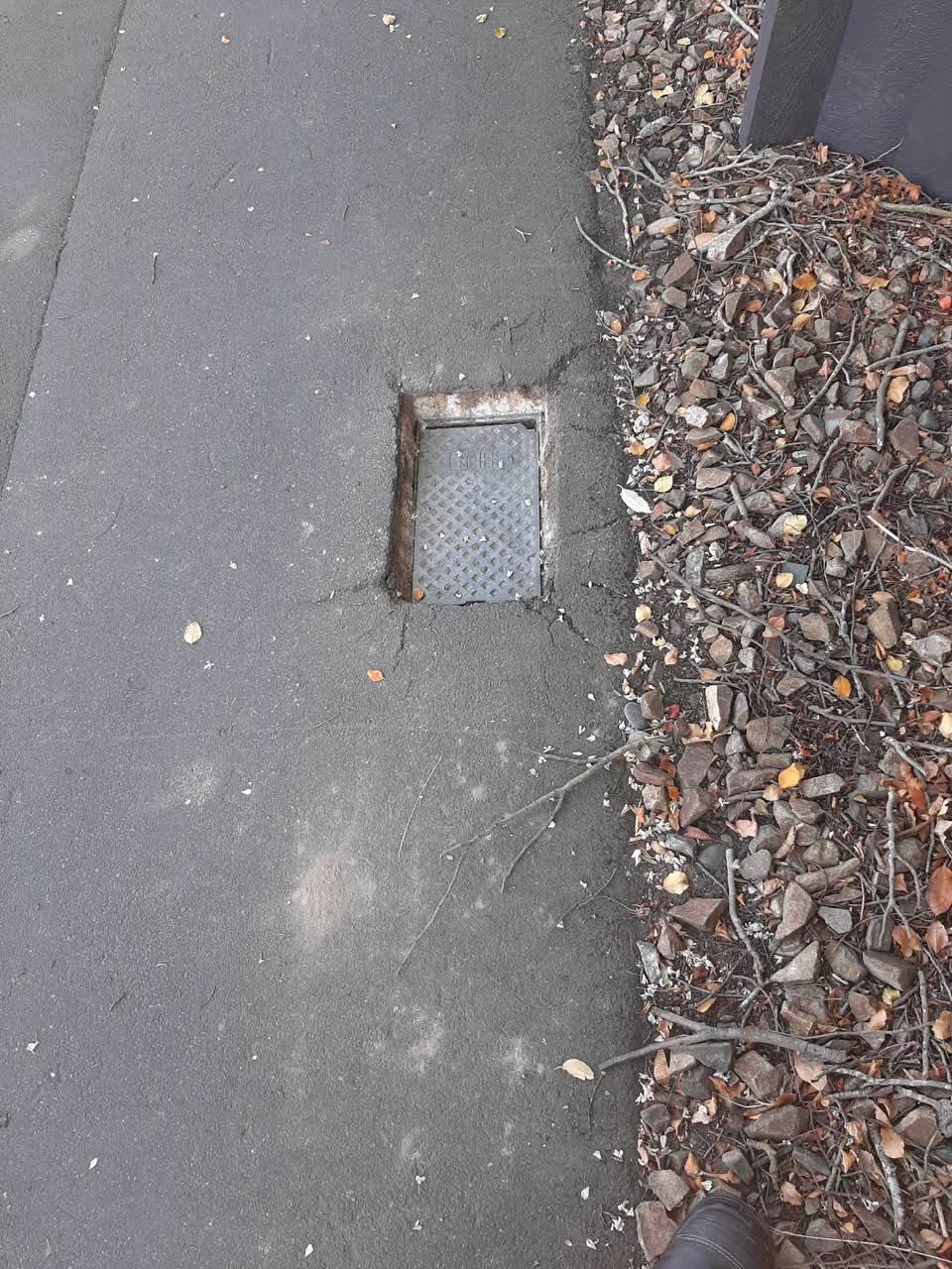 The photograph attached to this water supply report