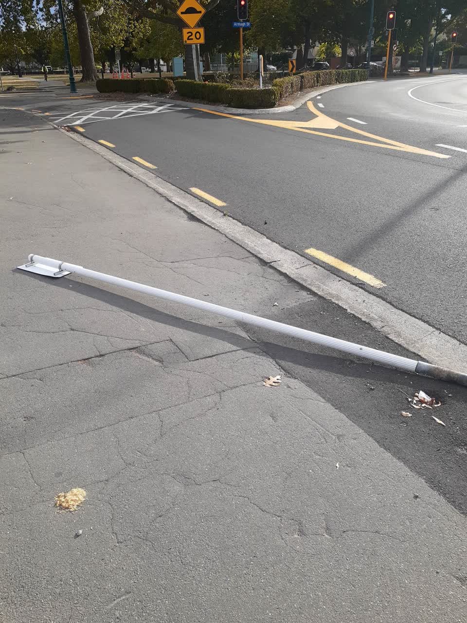 The photograph attached to this roading/streets report