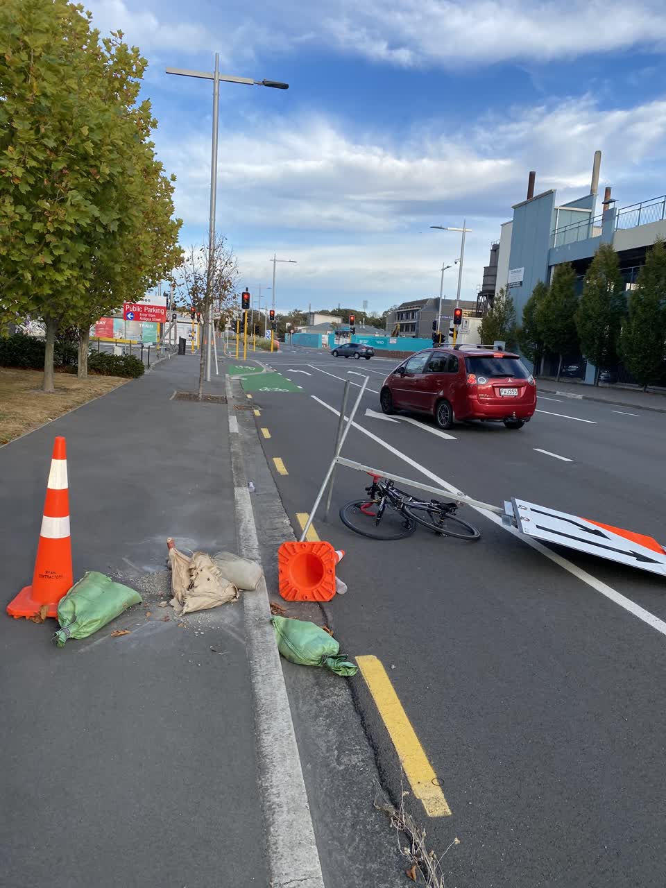The photograph attached to this roading/streets report