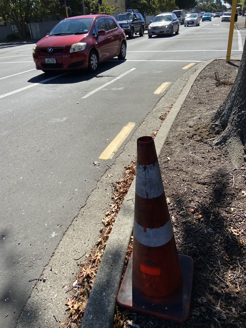 The photograph attached to this roading/streets report