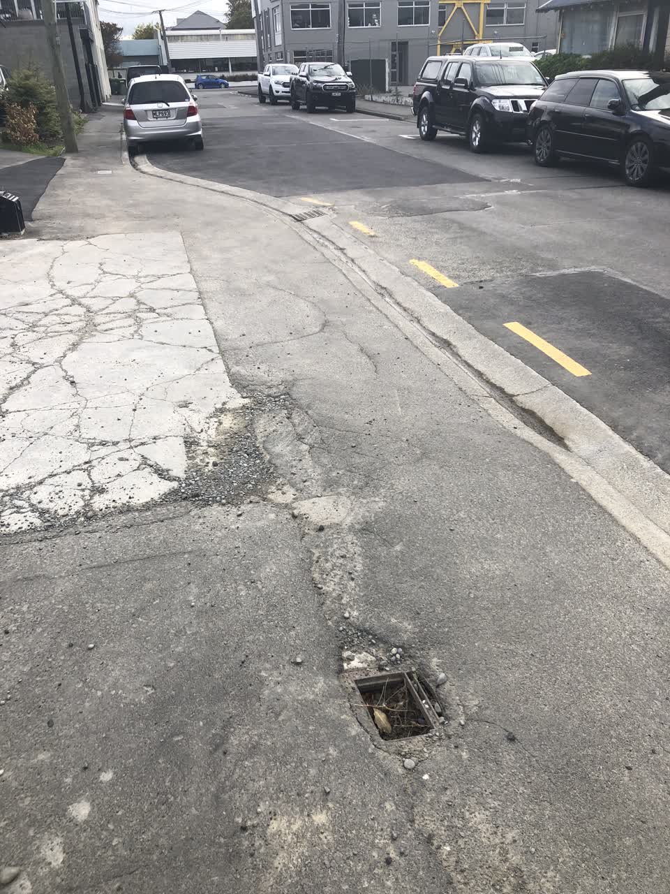 The photograph attached to this roading/streets report