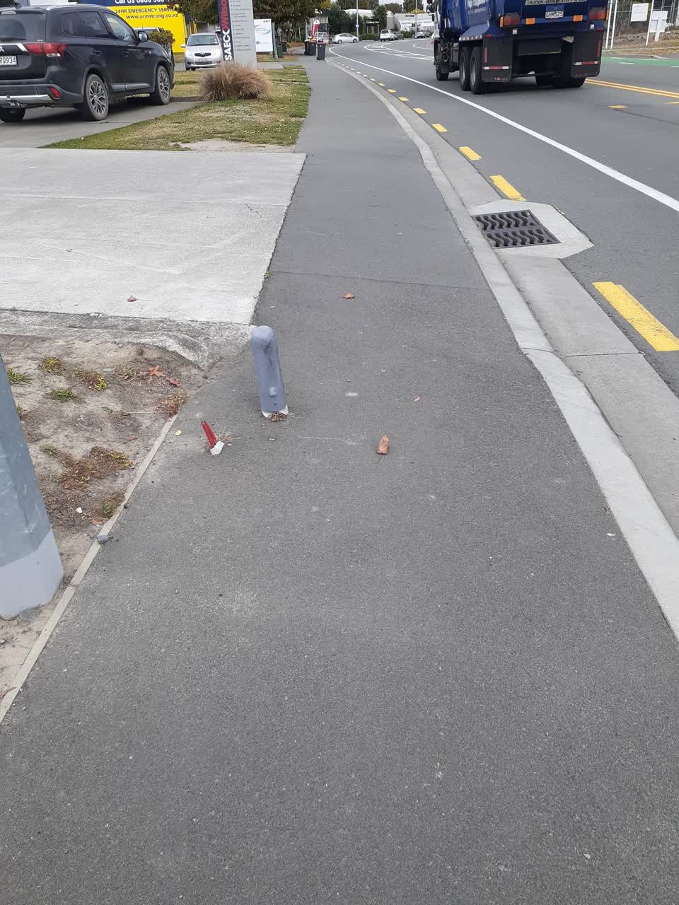 The photograph attached to this roading/streets report
