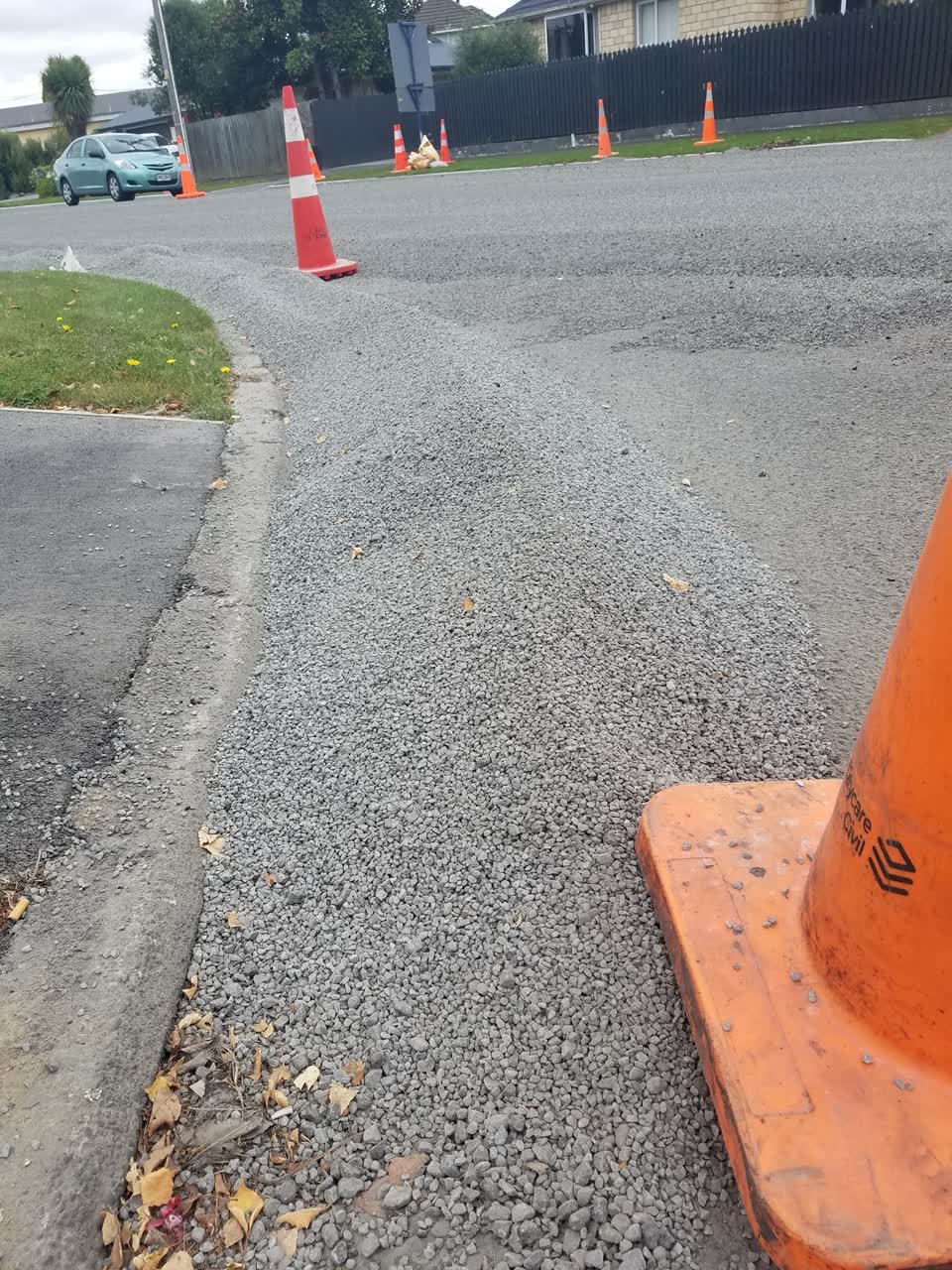 The photograph attached to this roading/streets report