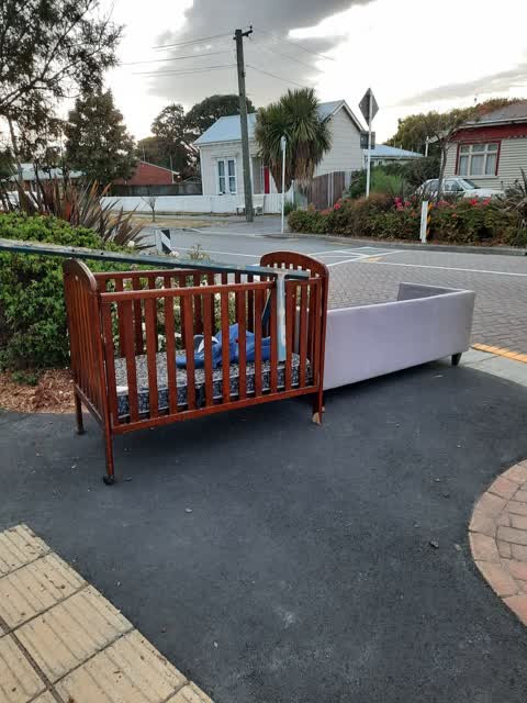 Rubbish/Recycling — a report photo