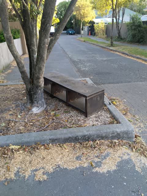 Rubbish/Recycling, a report photo