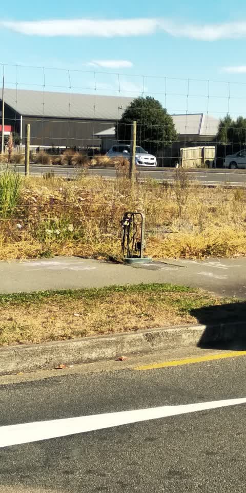 Roading/Streets, a report photo