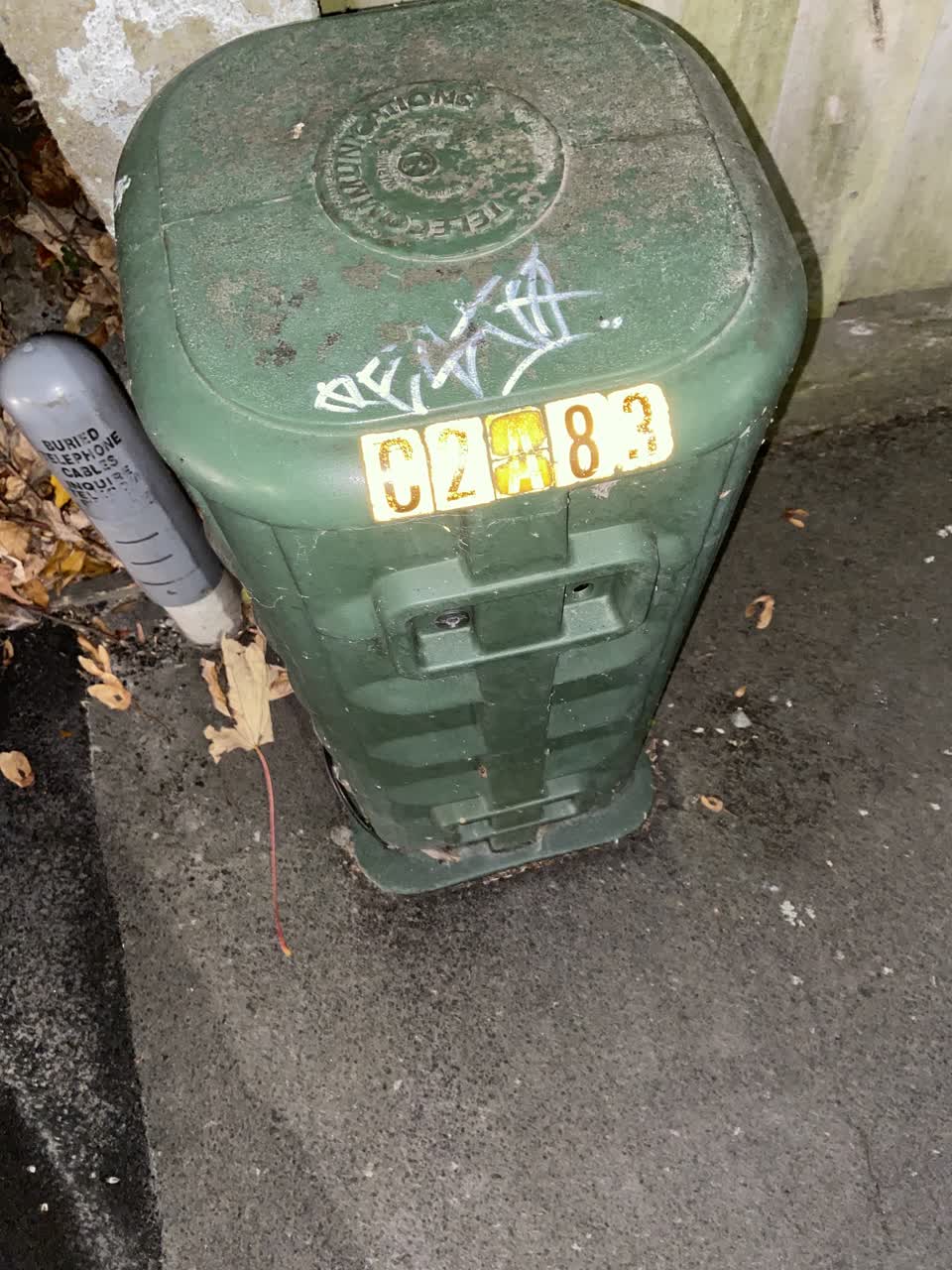 The photograph attached to this graffiti report