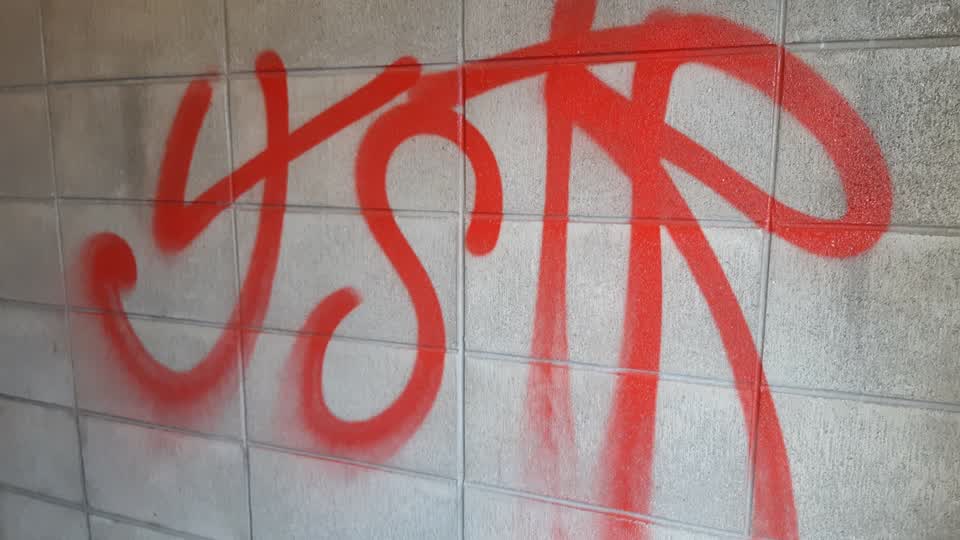 The photograph attached to this graffiti report