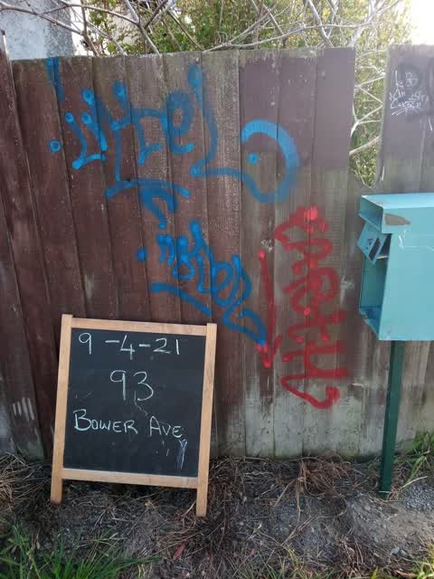 Graffiti, a report photo
