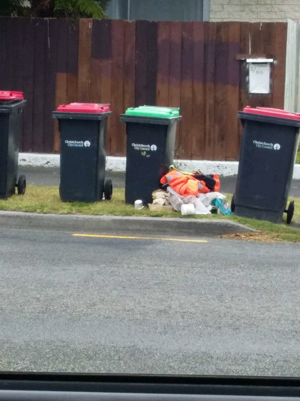 The photograph attached to this rubbish/recycling report