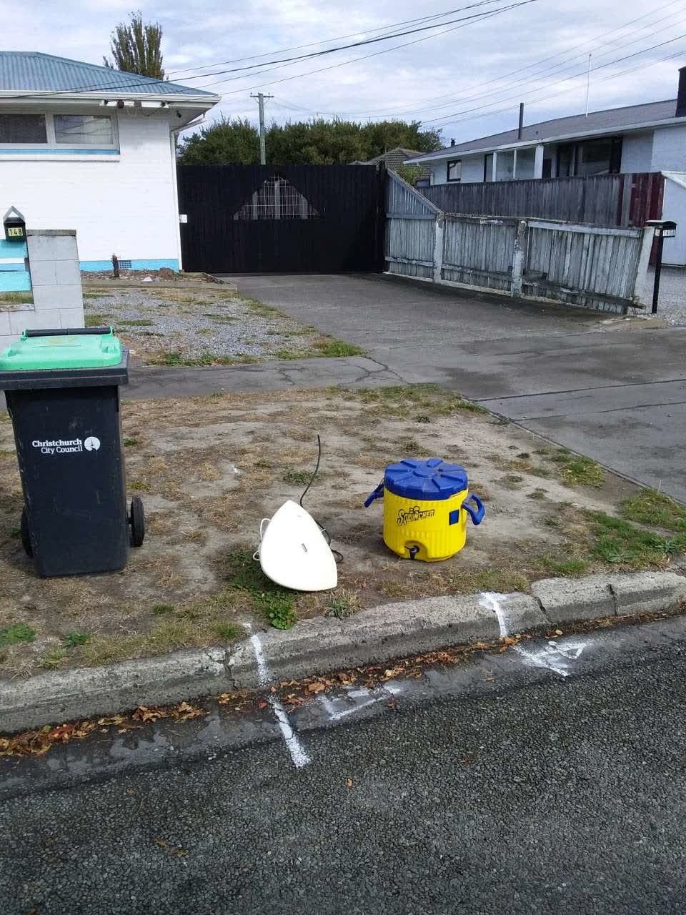 The photograph attached to this rubbish/recycling report