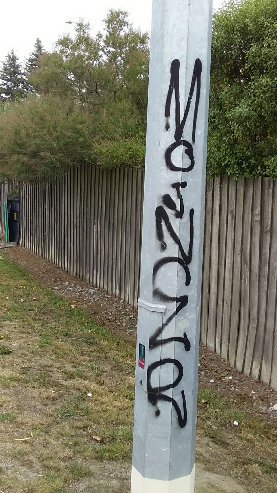 The photograph attached to this graffiti report