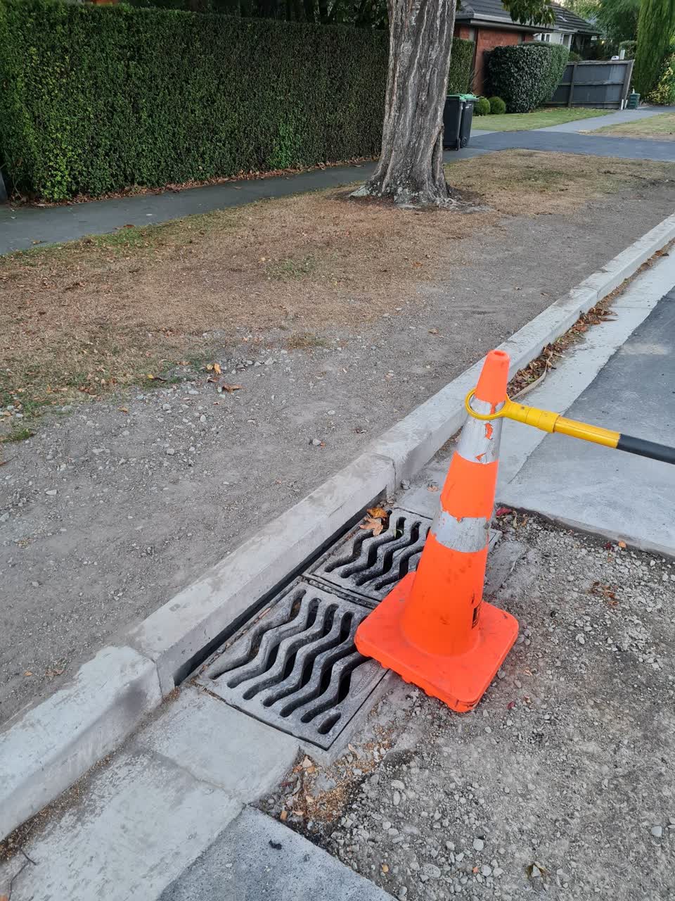 The photograph attached to this roading/streets report