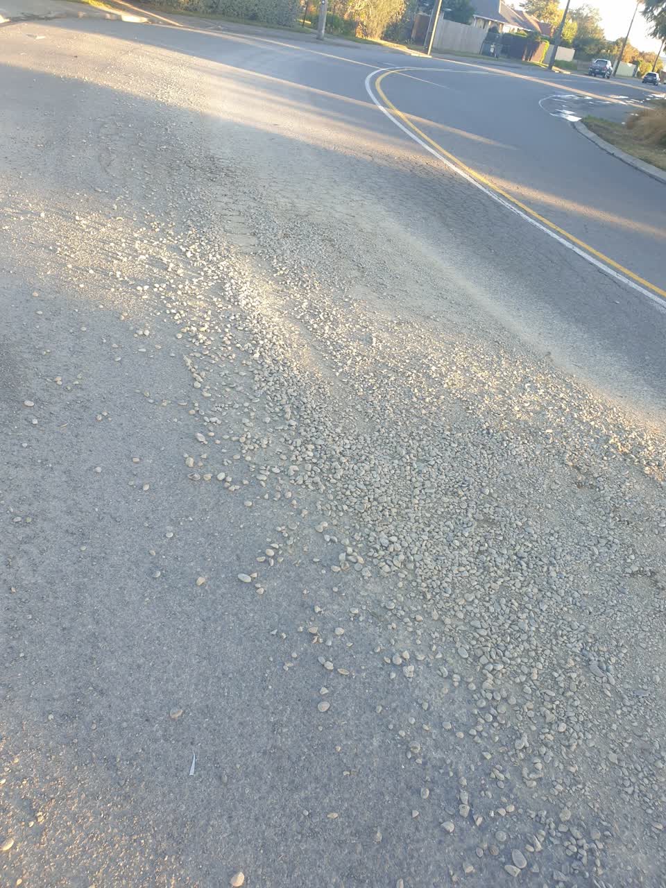 The photograph attached to this roading/streets report