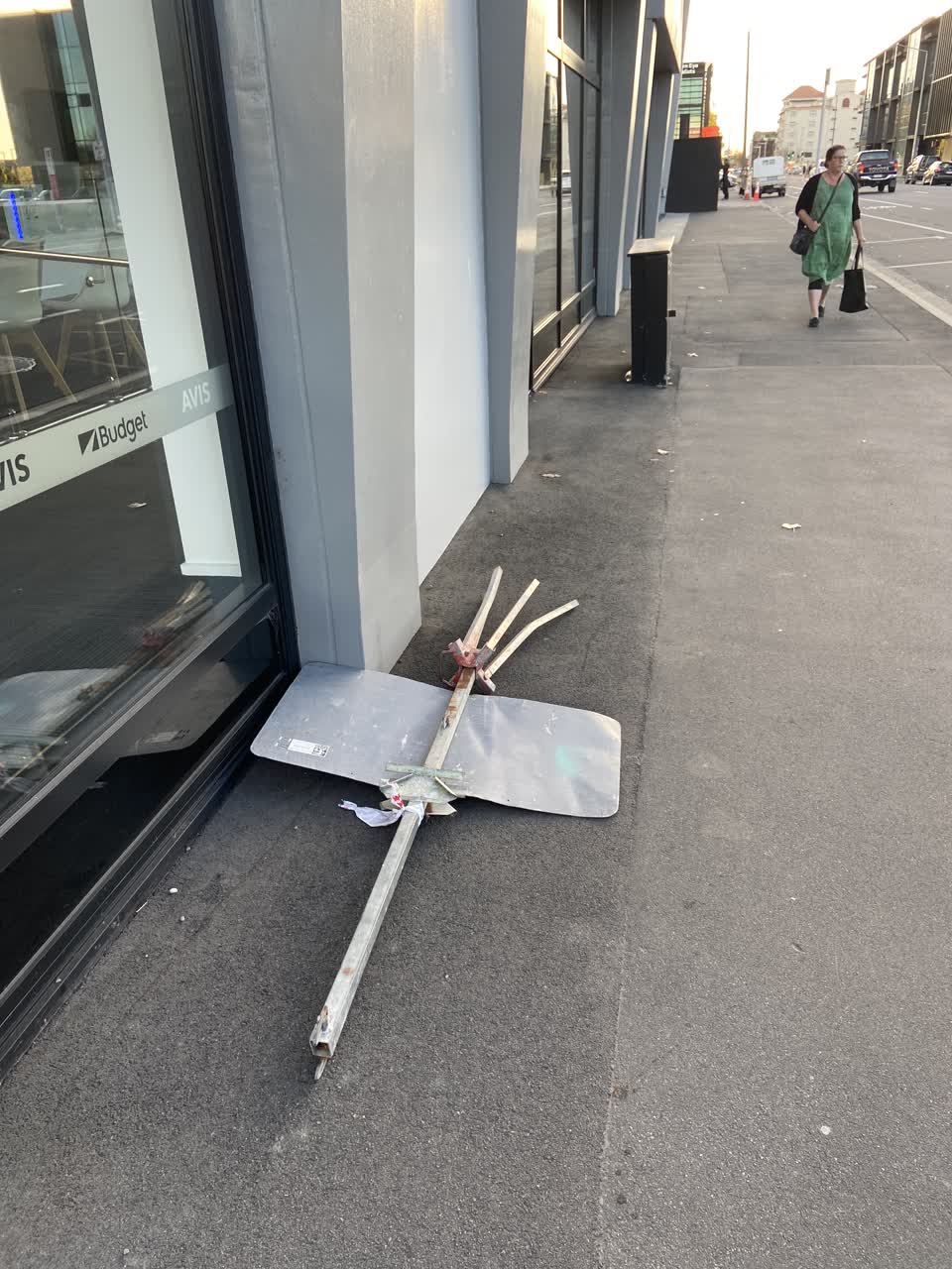 The photograph attached to this roading/streets report