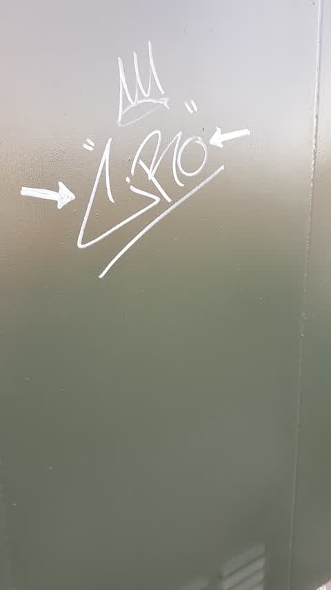 Graffiti, a report photo