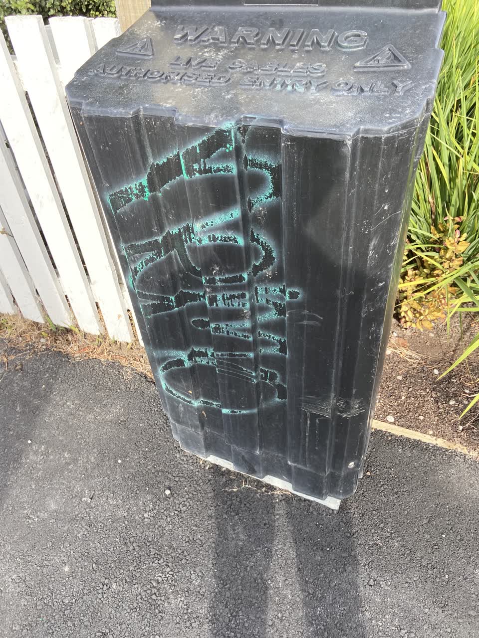 The photograph attached to this graffiti report