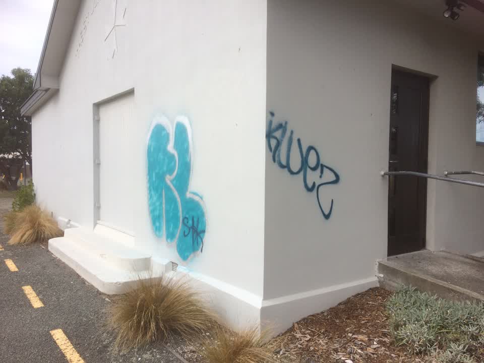 The photograph attached to this graffiti report