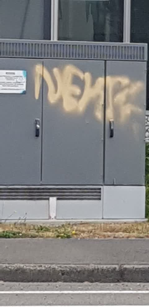 Graffiti, a report photo