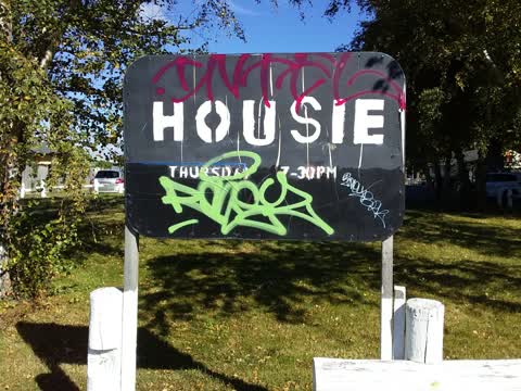 Graffiti, a report photo