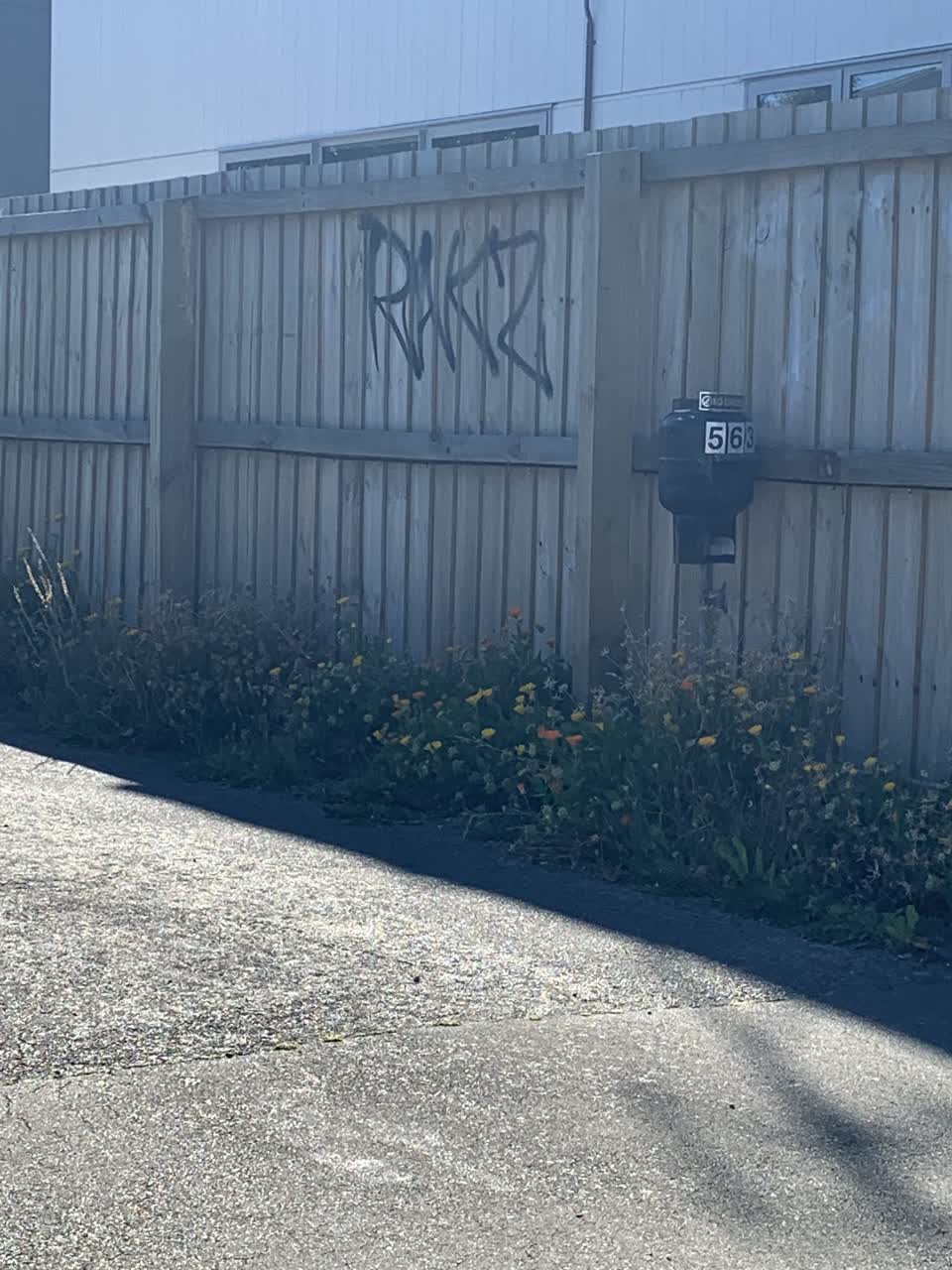 The photograph attached to this graffiti report