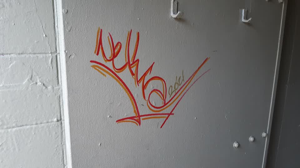 The photograph attached to this graffiti report