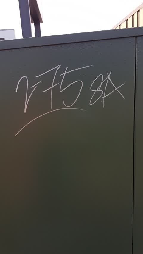 Graffiti, a report photo