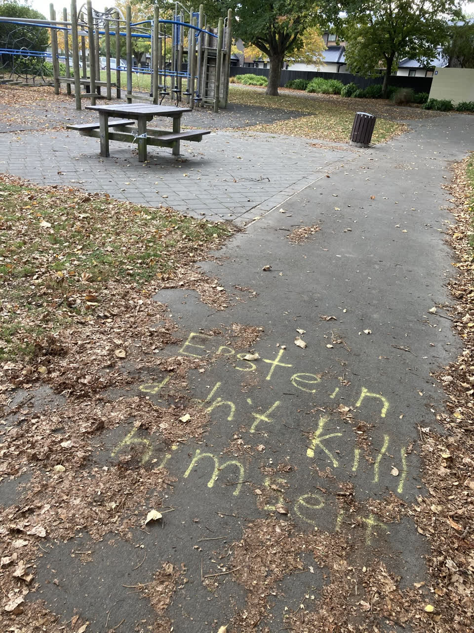 The photograph attached to this graffiti report