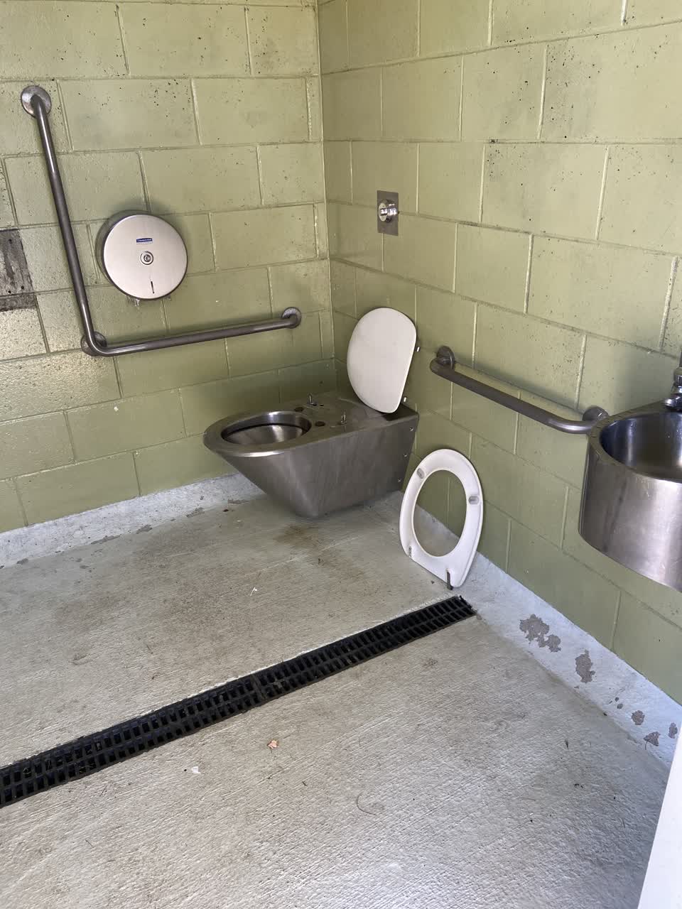 The photograph attached to this parks report