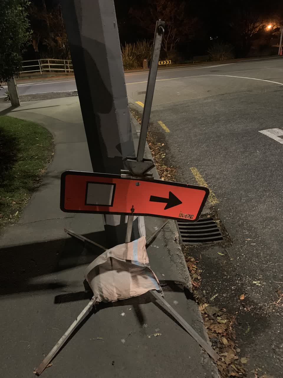 The photograph attached to this roading/streets report
