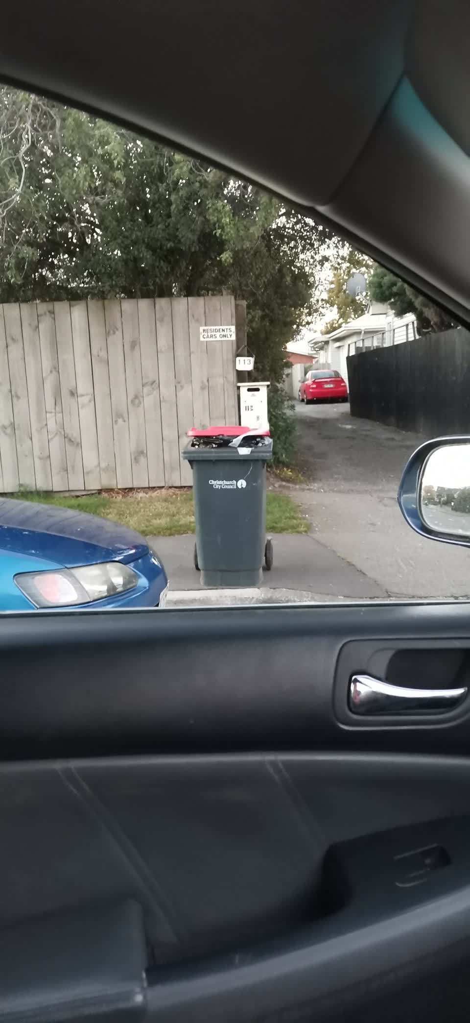 The photograph attached to this rubbish/recycling report