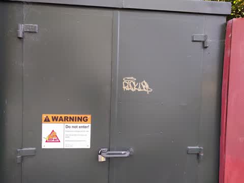 Graffiti, a report photo