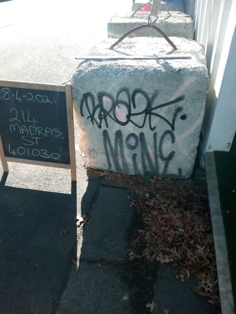 Graffiti, a report photo