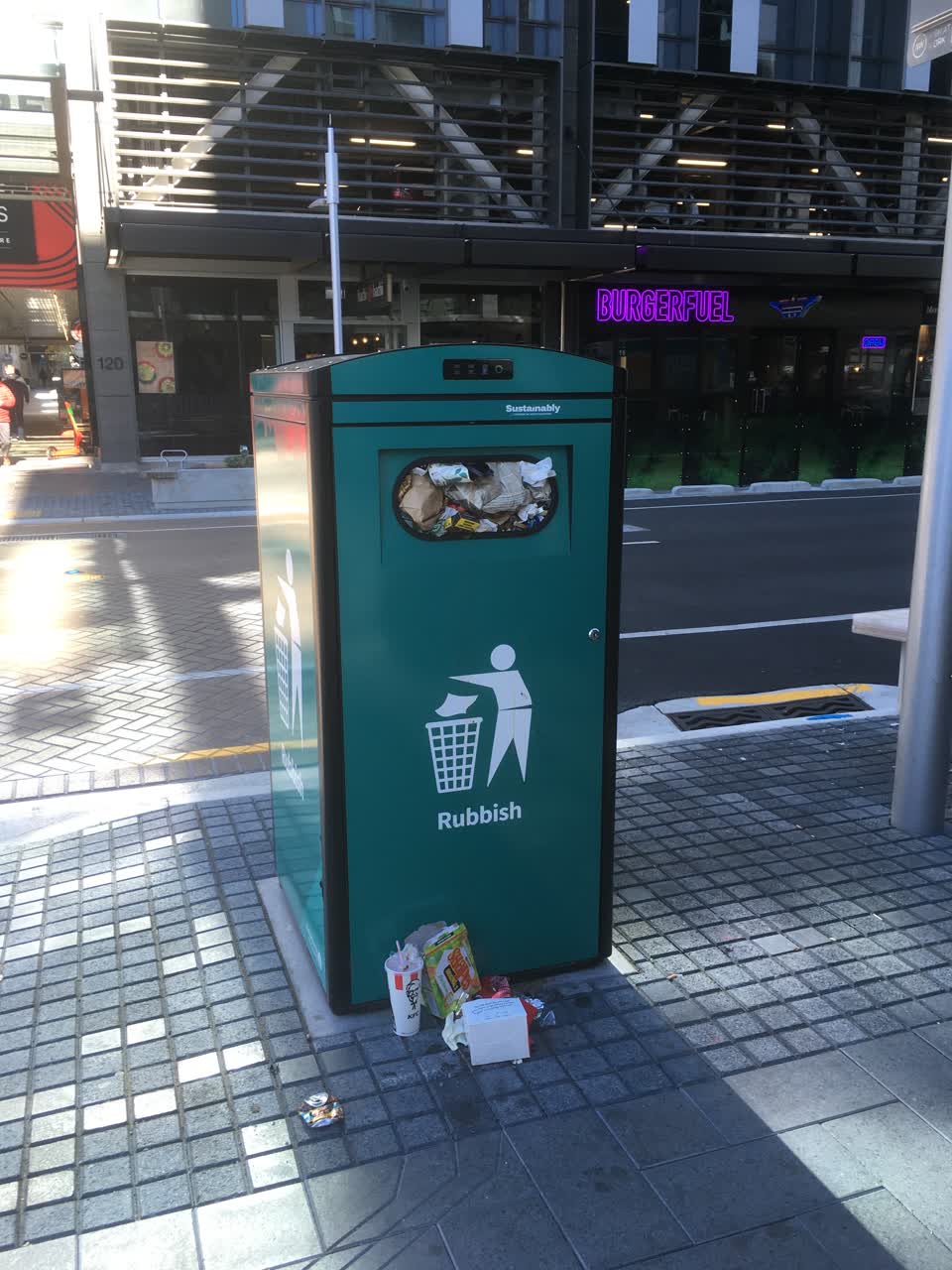 The photograph attached to this rubbish/recycling report